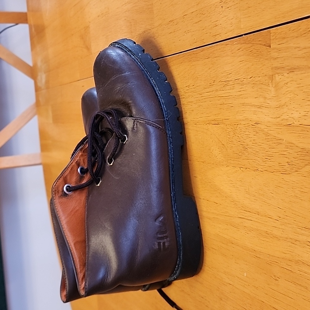 Boots - Picture 3 of 3
